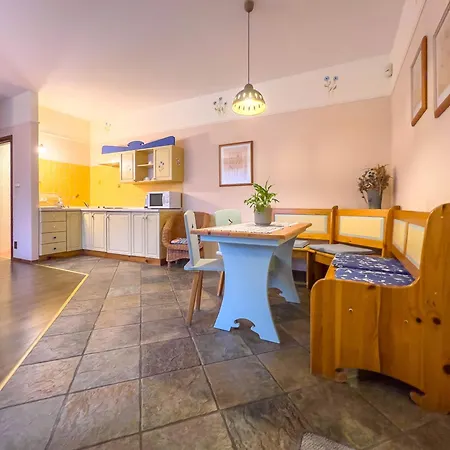 Family Relax Widoki Bed & Breakfast