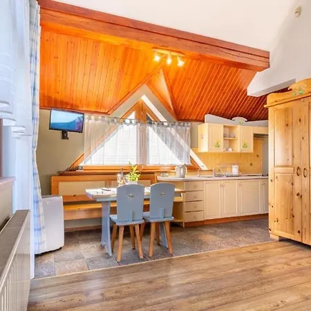 Bed & Breakfast Family Relax Widoki 3*